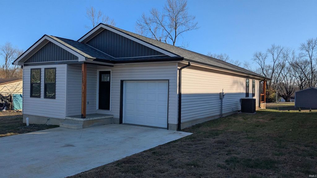 Photo of 1015 E Glezen Street, Petersburg, IN 47567 (MLS # 202547565)