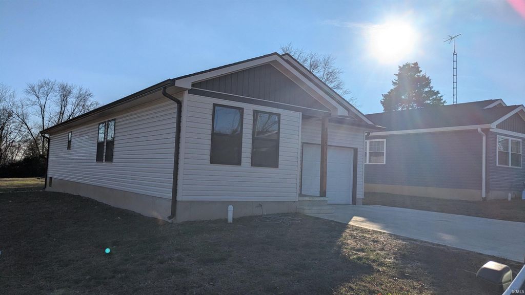 Photo of 1015 E Glezen Street, Petersburg, IN 47567 (MLS # 202547565)