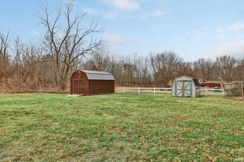 Tiny photo for 5867 W 100 N, Kokomo, IN 46901 (MLS # 202601041)