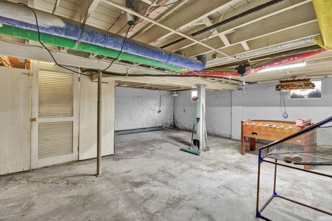 Tiny photo for 5867 W 100 N, Kokomo, IN 46901 (MLS # 202601041)