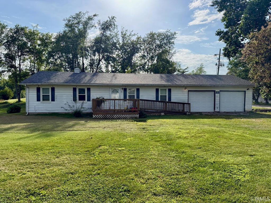 Photo of 511 Maple Grove Road, Boonville, IN 47601 (MLS # 202623196)