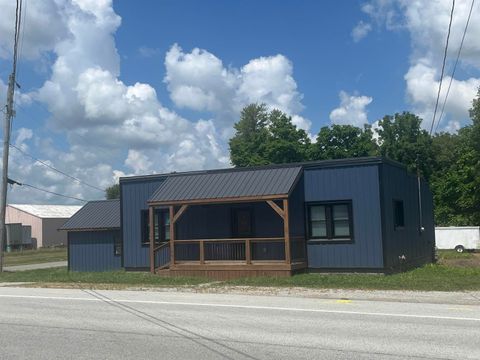 Photo of 1240 E 400 S Road, Kokomo, IN 46902 (MLS # 202533652)