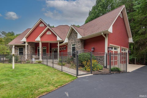 Photo of 1875 S Cooper Road, Bloomington, IN 47401 (MLS # 202632952)