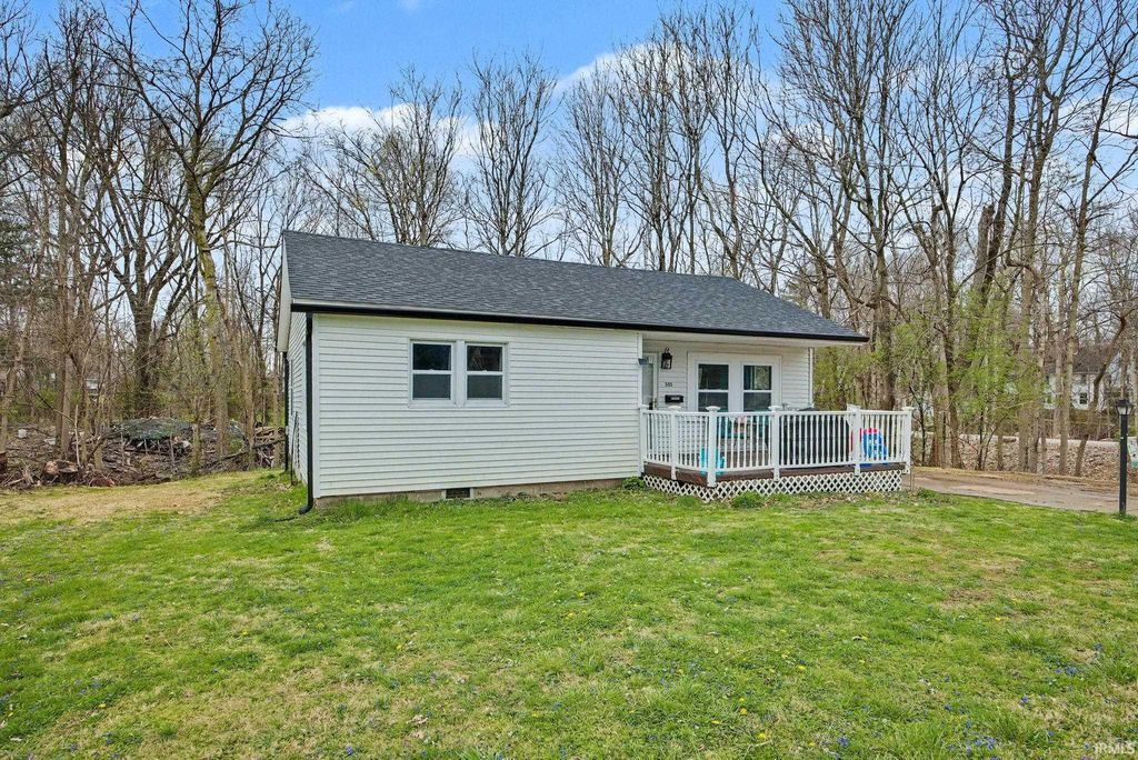 Photo of 305 Kennedy Place, Crawfordsville, IN 47933 (MLS # 202611429)