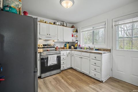 Tiny photo for 305 Kennedy Place, Crawfordsville, IN 47933 (MLS # 202611429)