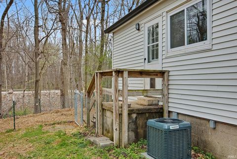 Tiny photo for 305 Kennedy Place, Crawfordsville, IN 47933 (MLS # 202611429)