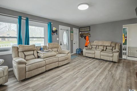 Tiny photo for 305 Kennedy Place, Crawfordsville, IN 47933 (MLS # 202611429)