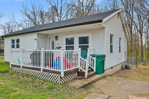 Tiny photo for 305 Kennedy Place, Crawfordsville, IN 47933 (MLS # 202611429)