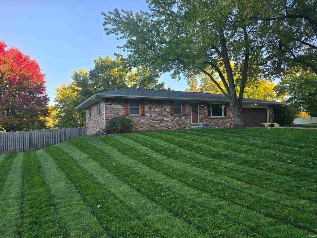 Photo of 2905 Sandra Lane, Winona Lake, IN 46590 (MLS # 202644084)