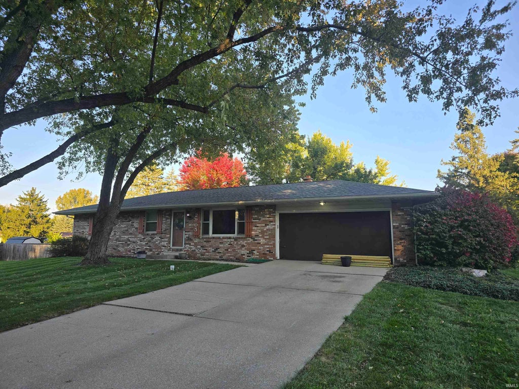 Photo of 2905 Sandra Lane, Winona Lake, IN 46590 (MLS # 202644084)