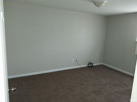 Tiny photo for 127 W Jackson Unit 22 Street, Galveston, IN 46932 (MLS # 202500221)