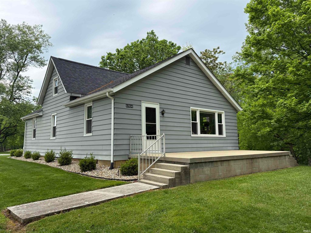 Photo of 8610 S Gore Road, Bloomington, IN 47403 (MLS # 202616491)