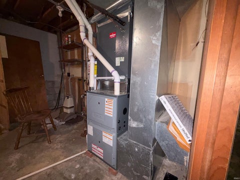Tiny photo for 1612 Felstead Road, Evansville, IN 47712 (MLS # 202641441)