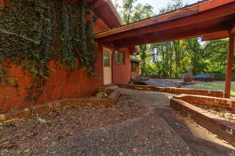 Tiny photo for 1612 Felstead Road, Evansville, IN 47712 (MLS # 202641441)