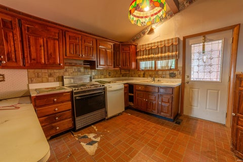 Tiny photo for 1612 Felstead Road, Evansville, IN 47712 (MLS # 202641441)