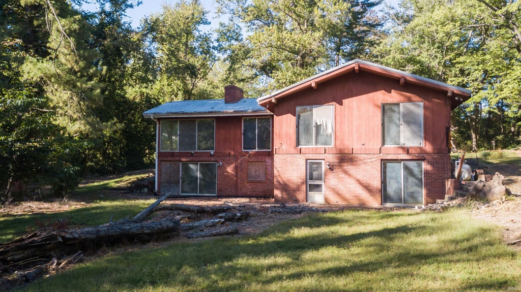 Photo of 1612 Felstead Road, Evansville, IN 47712 (MLS # 202641441)
