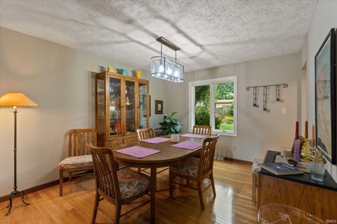 Tiny photo for 1238 Echo Drive, South Bend, IN 46614 (MLS # 202634173)