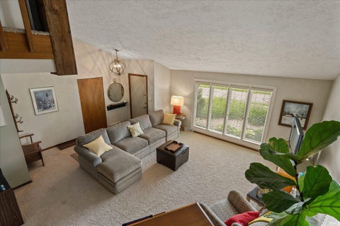 Tiny photo for 1238 Echo Drive, South Bend, IN 46614 (MLS # 202634173)