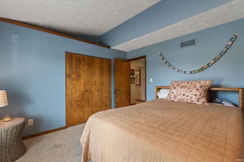 Tiny photo for 1238 Echo Drive, South Bend, IN 46614 (MLS # 202634173)