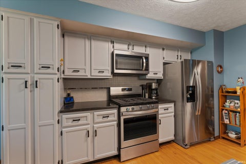 Tiny photo for 1238 Echo Drive, South Bend, IN 46614 (MLS # 202634173)