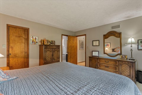 Tiny photo for 1238 Echo Drive, South Bend, IN 46614 (MLS # 202634173)