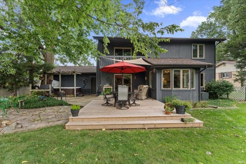 Tiny photo for 1238 Echo Drive, South Bend, IN 46614 (MLS # 202634173)