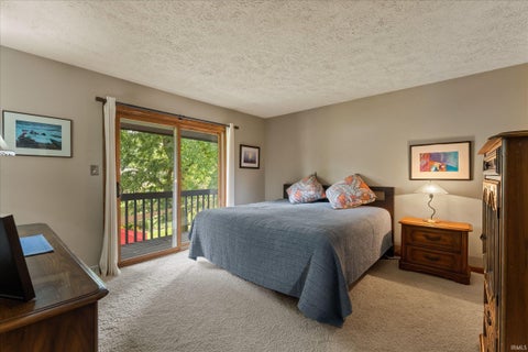 Tiny photo for 1238 Echo Drive, South Bend, IN 46614 (MLS # 202634173)