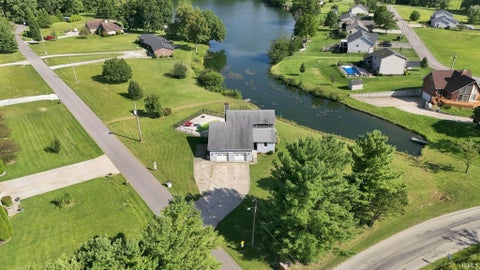 Tiny photo for 4 Lakeview Court, Hartford City, IN 47348 (MLS # 202635352)