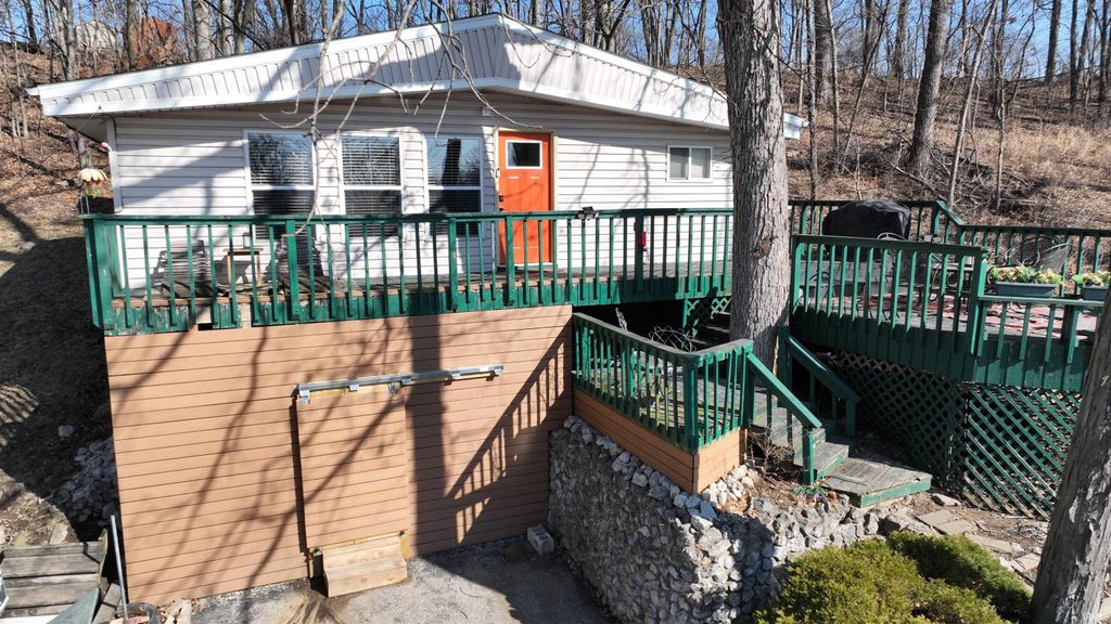 Photo of 10563 N Corley Drive, Monticello, IN 47960 (MLS # 202605152)