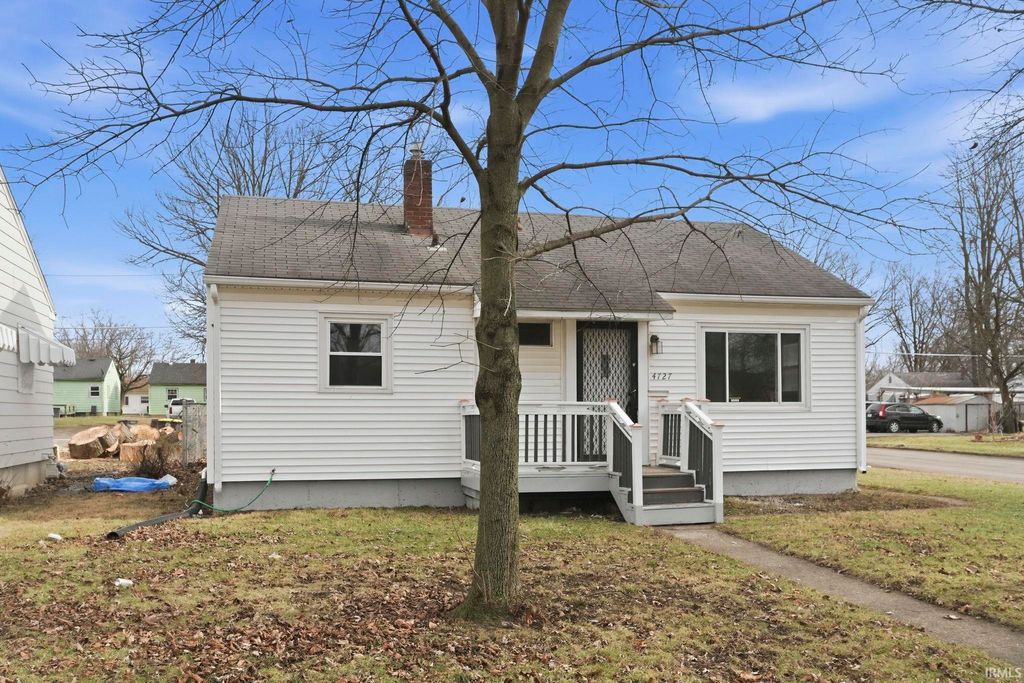 Photo of 4727 Weisser Park Avenue, Fort Wayne, IN 46806 (MLS # 202601767)