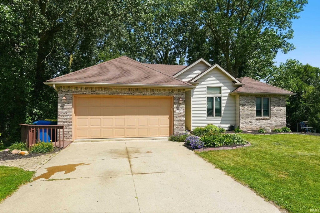 Photo of 103 Center Court, Hamilton, IN 46742 (MLS # 202626512)