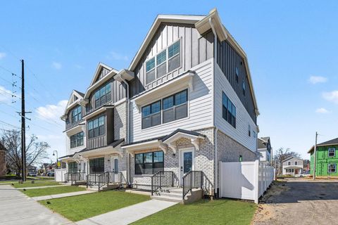 Tiny photo for 755 South Bend Avenue, South Bend, IN 46617 (MLS # 202624837)