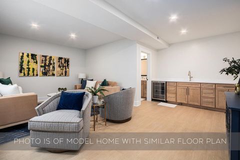 Tiny photo for 755 South Bend Avenue, South Bend, IN 46617 (MLS # 202624837)