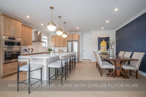 Tiny photo for 755 South Bend Avenue, South Bend, IN 46617 (MLS # 202624837)