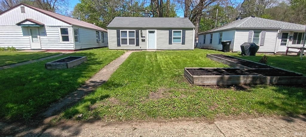 Photo of 1105 W Rose Street, South Bend, IN 46616 (MLS # 202619020)