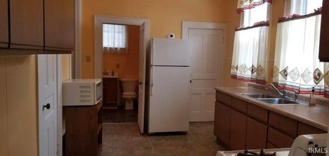Tiny photo for 320 N Vine Street, Muncie, IN 47305 (MLS # 202637847)