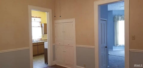 Tiny photo for 320 N Vine Street, Muncie, IN 47305 (MLS # 202637847)