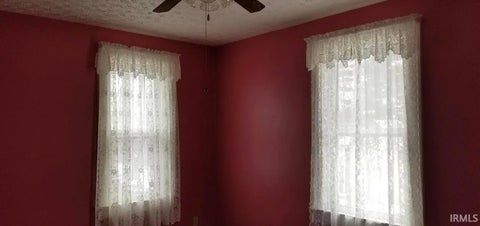 Tiny photo for 320 N Vine Street, Muncie, IN 47305 (MLS # 202637847)