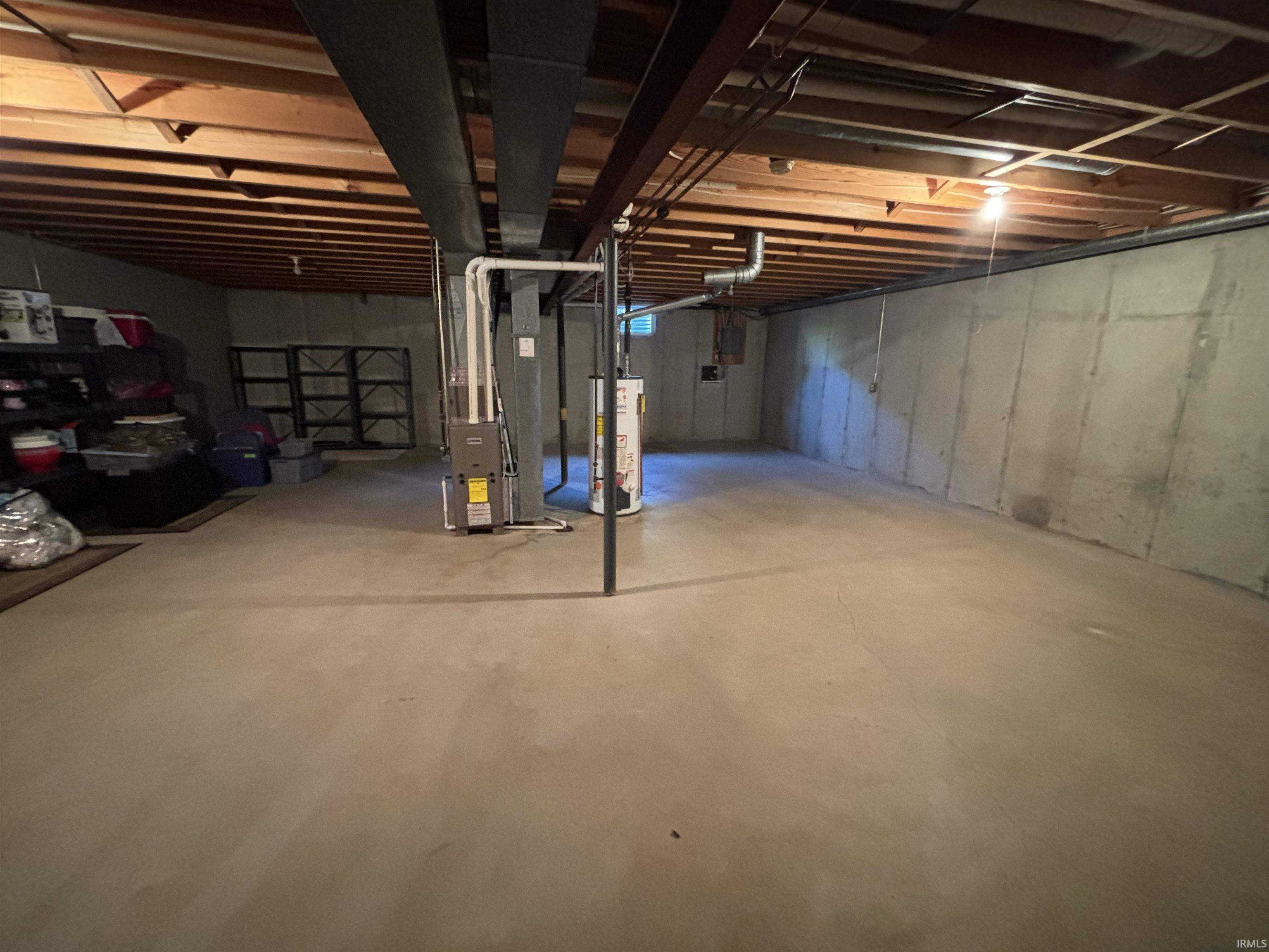 Goshen, Indiana 46526, United States, 2 Bedrooms Bedrooms, ,2 BathroomsBathrooms,Residential,Pending,247205