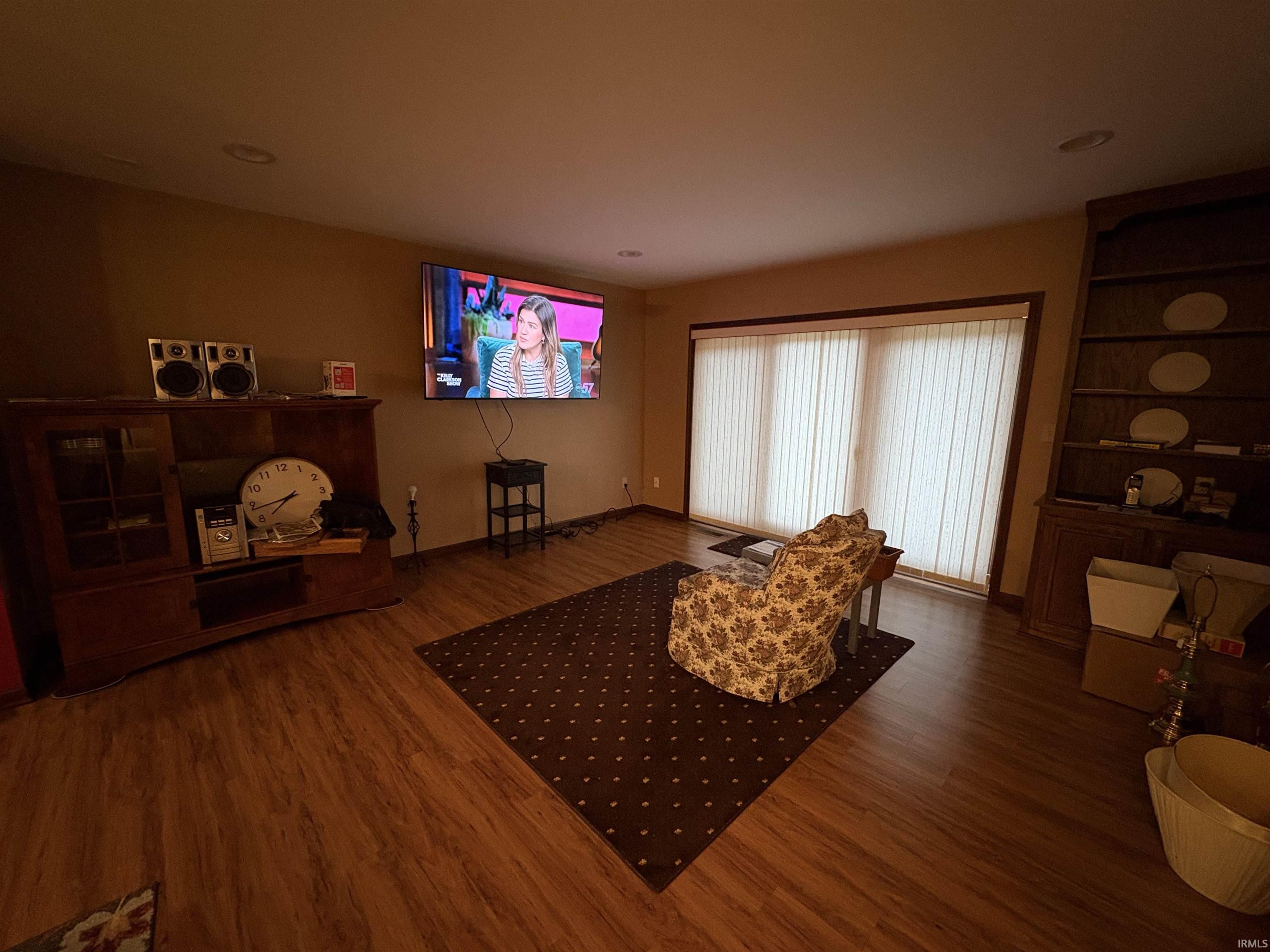 Goshen, Indiana 46526, United States, 2 Bedrooms Bedrooms, ,2 BathroomsBathrooms,Residential,Pending,247205