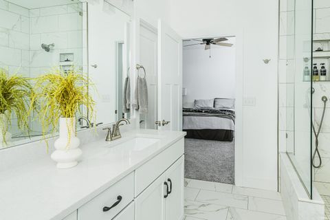 Tiny photo for 1580 S Renwick Boulevard, Bloomington, IN 47401 (MLS # 202618681)