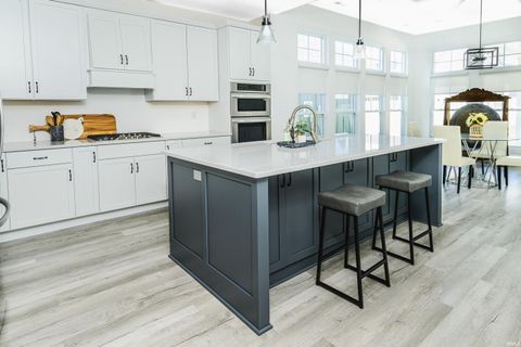 Tiny photo for 1580 S Renwick Boulevard, Bloomington, IN 47401 (MLS # 202618681)