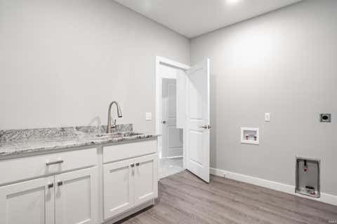 Tiny photo for 17740 Castlefeane Court, Leo, IN 46765 (MLS # 202602108)
