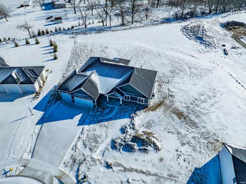 Tiny photo for 17740 Castlefeane Court, Leo, IN 46765 (MLS # 202602108)