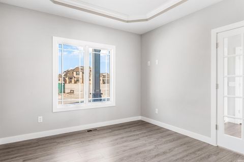 Tiny photo for 17740 Castlefeane Court, Leo, IN 46765 (MLS # 202602108)