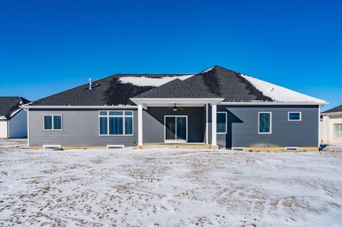 Tiny photo for 17740 Castlefeane Court, Leo, IN 46765 (MLS # 202602108)