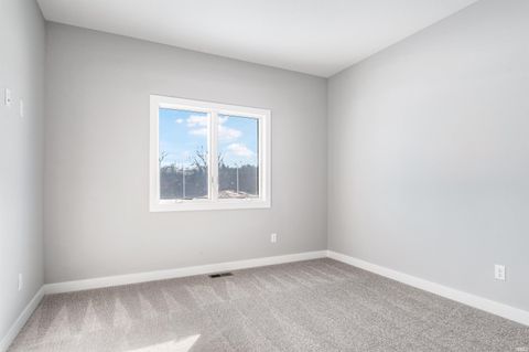 Tiny photo for 17740 Castlefeane Court, Leo, IN 46765 (MLS # 202602108)