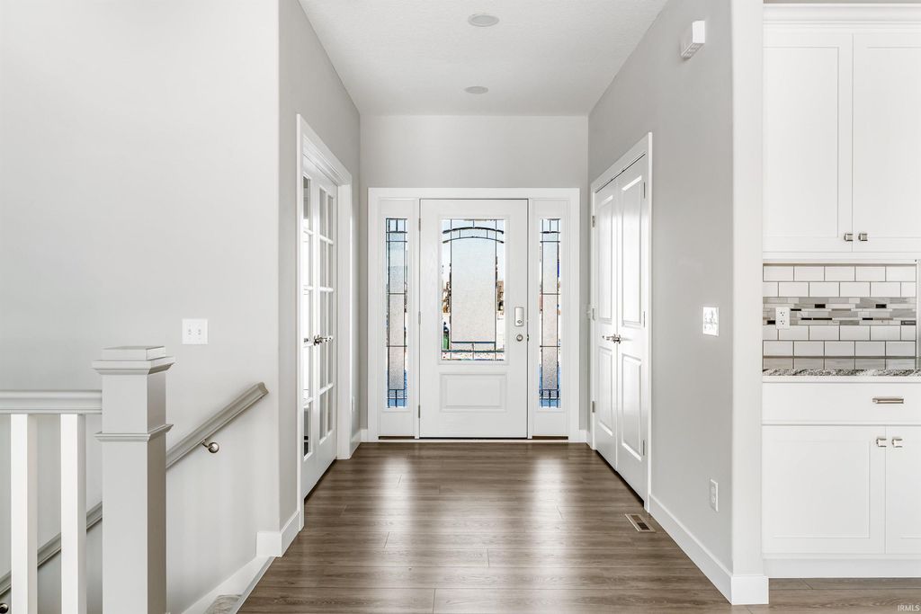 Photo of 17740 Castlefeane Court, Leo, IN 46765 (MLS # 202602108)