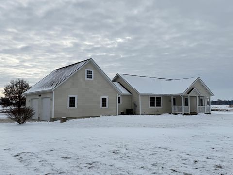 Photo of 990 E 50 N, Flora, IN 46929 (MLS # 202548223)