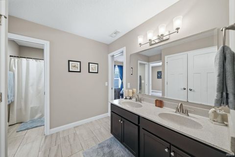 Tiny photo for 12611 Berkhill Cove, Fort Wayne, IN 46818 (MLS # 202618349)